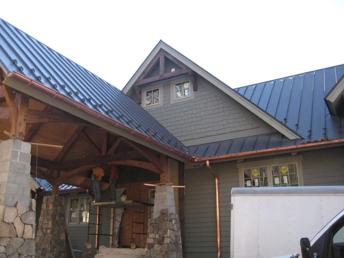 Craftsman Roofing team delivering quality roofing work in Oak Park